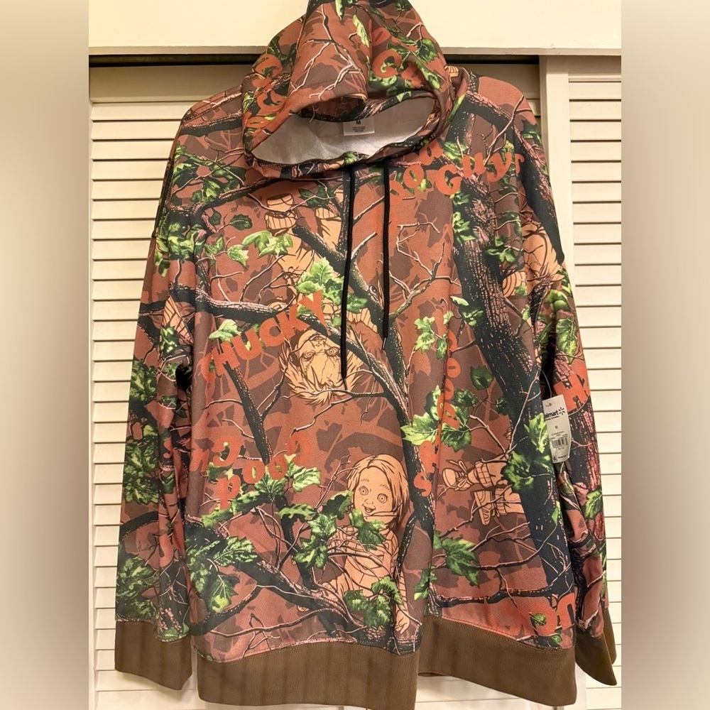 Graphic Camouflage CHUCKY Long sleeved Sweatshirt Hoodie Sweater Mens Sz M NEW